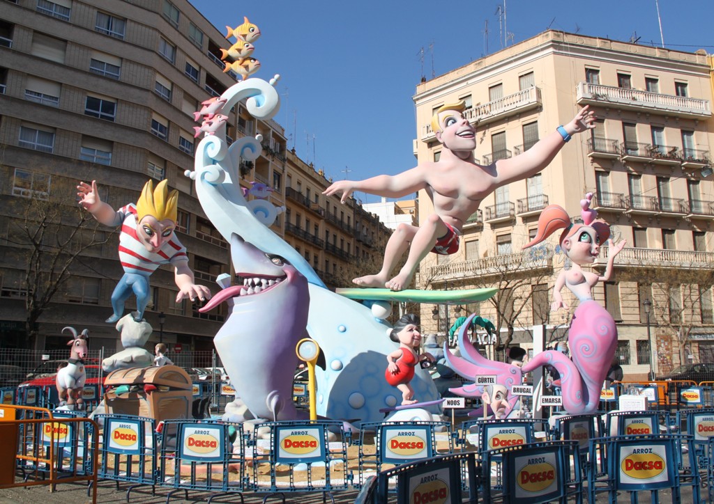 Totfalles: Plaza del Pintor Segrelles